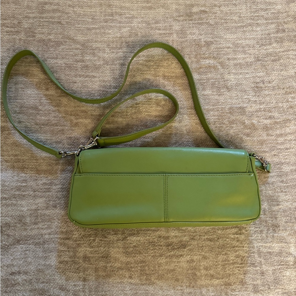 Giani Bernini boxy smooth leather crossbody bag in beautiful green - Picture 2 of 5